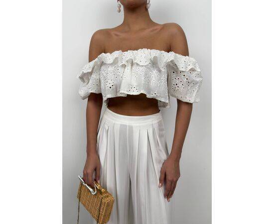 Women's Strapless Embroidery Blouse